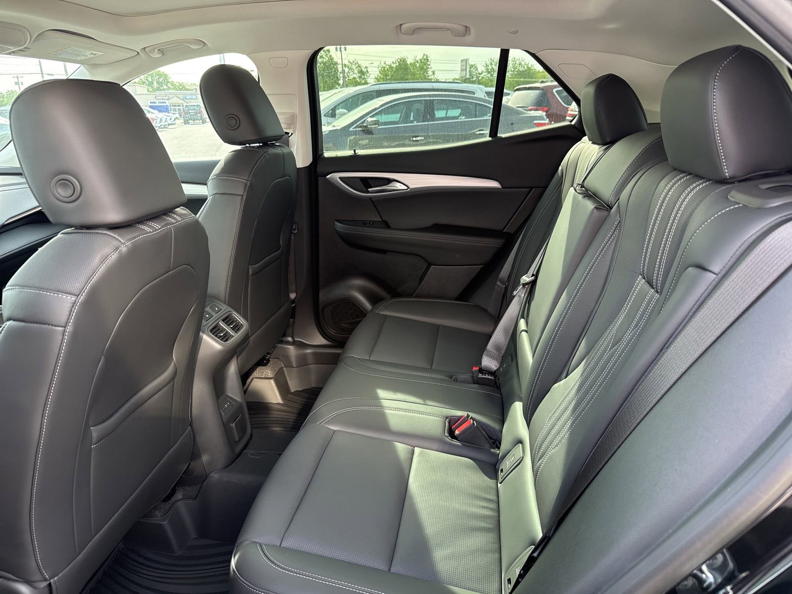 2026 Buick Envision Avenir - Photo 18