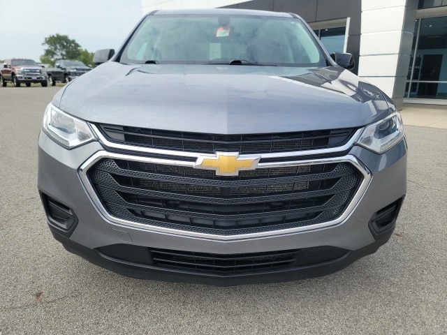 Used 2020 Chevrolet Traverse LS with VIN 1GNEVFKW1LJ260358 for sale in Napoleon, OH