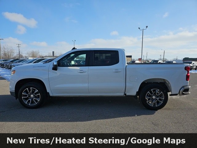 2022 Chevrolet Silverado 1500 LT photo 4