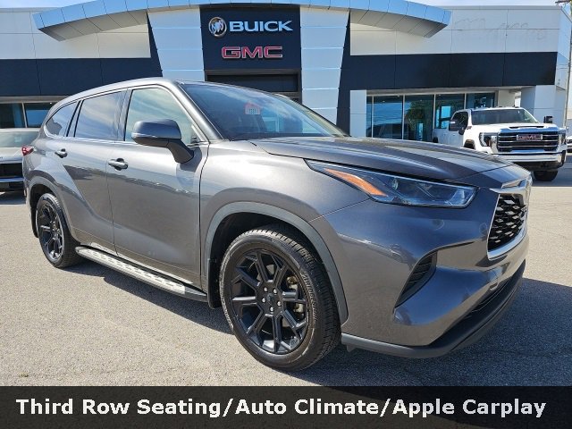 2022 Toyota Highlander L's photo