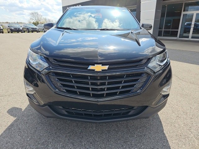 Used 2018 Chevrolet Equinox LT with VIN 2GNAXJEV4J6133936 for sale in Napoleon, OH