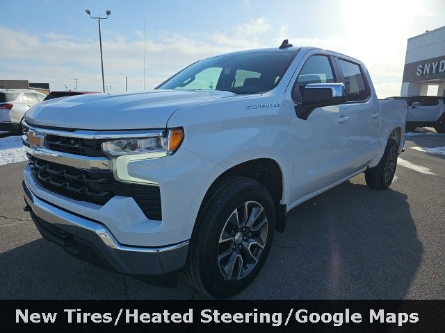 2022 Chevrolet Silverado 1500 LT photo 3