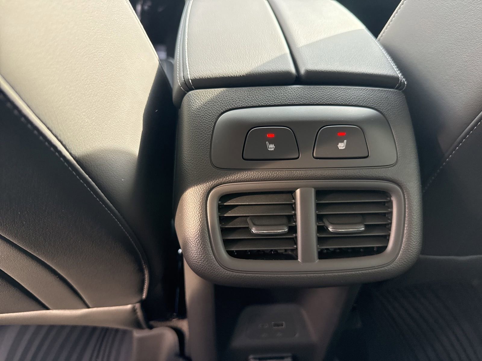 2026 Buick Envision Avenir - Photo 21