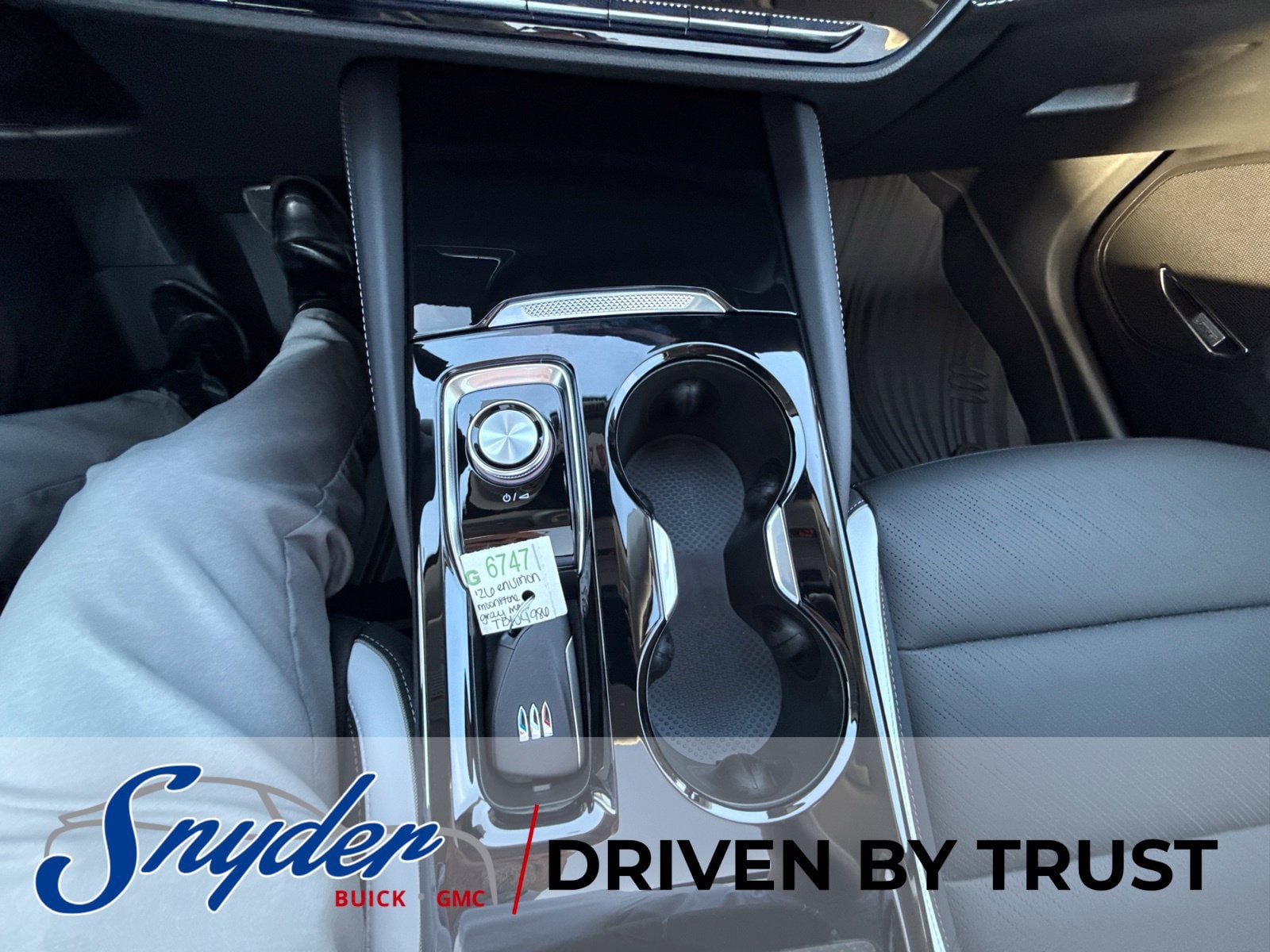 2026 Buick Envision Sport Touring - Photo 40