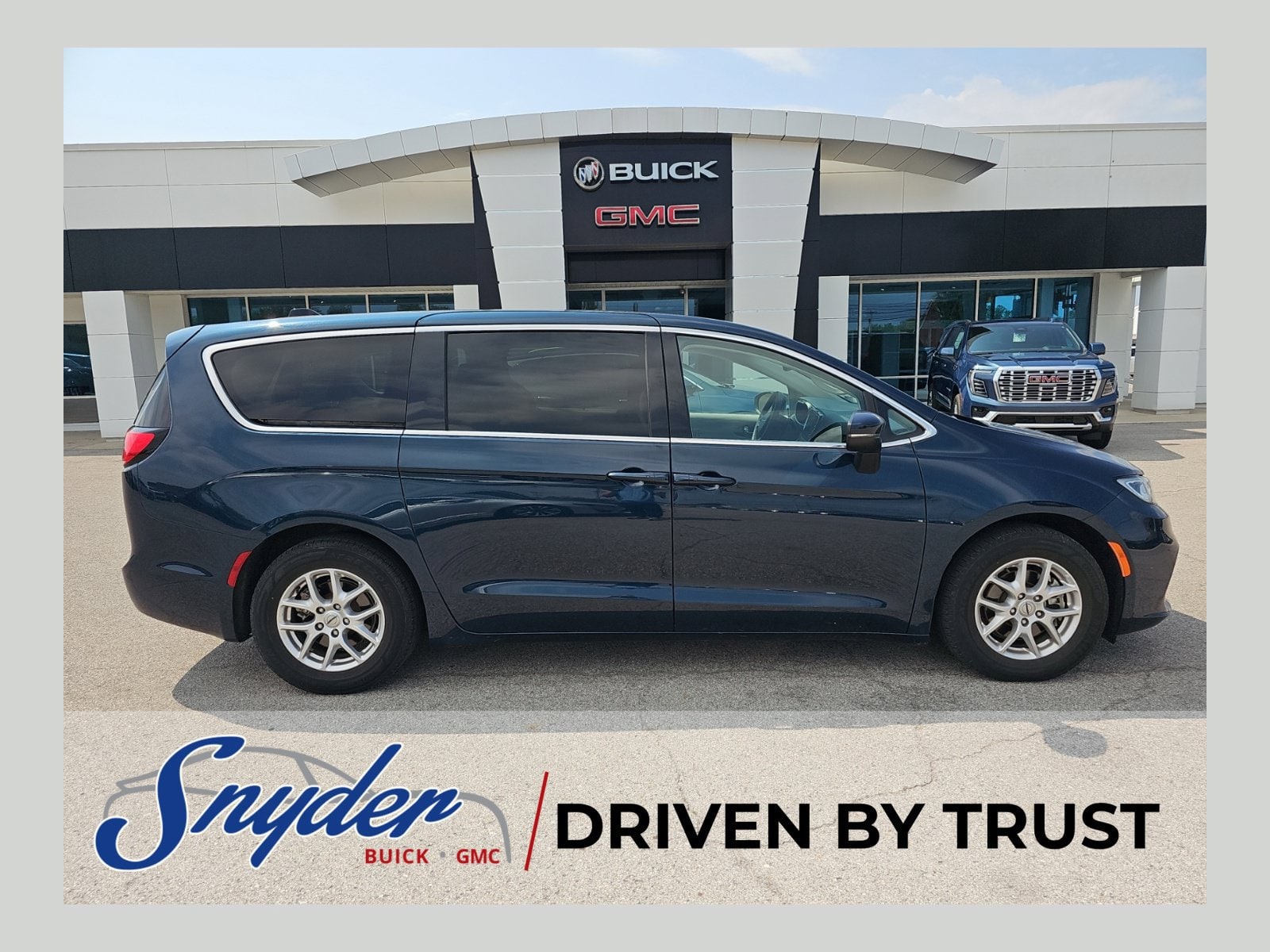 2023 Chrysler Pacifica