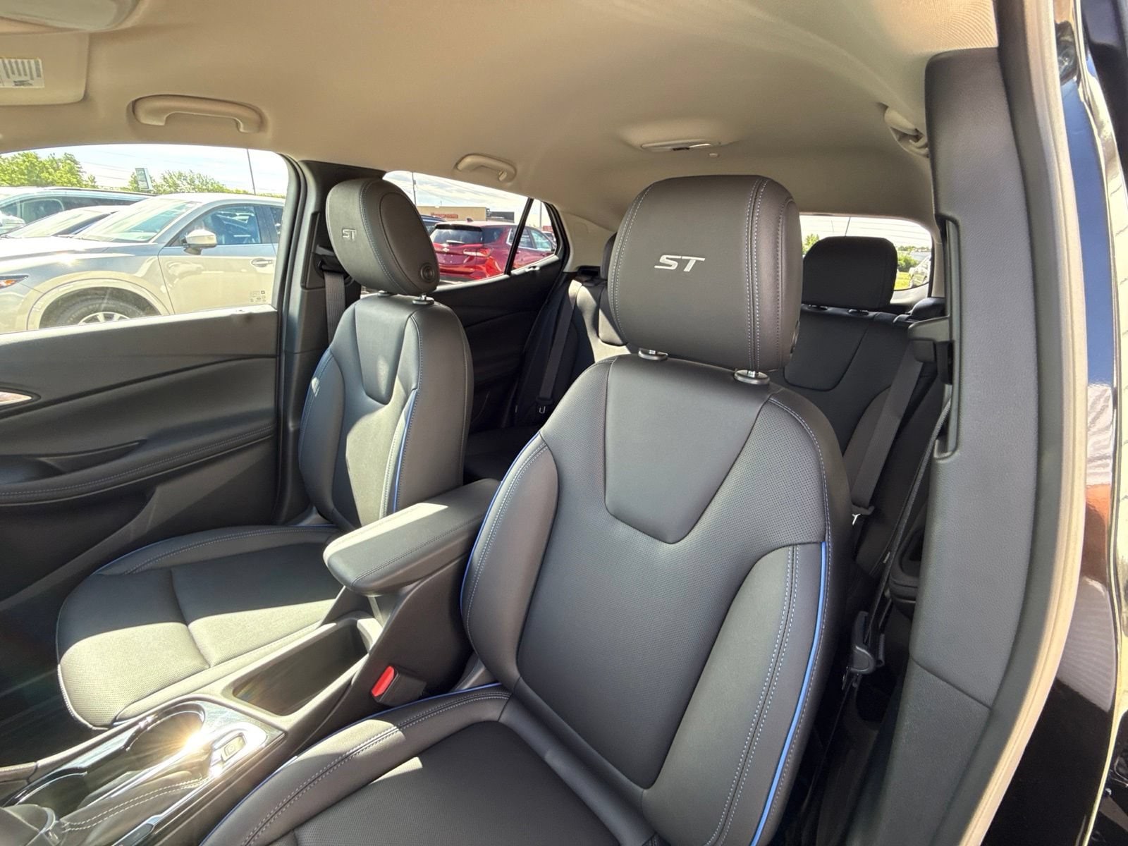 2026 Buick Encore GX Sport Touring - Photo 23
