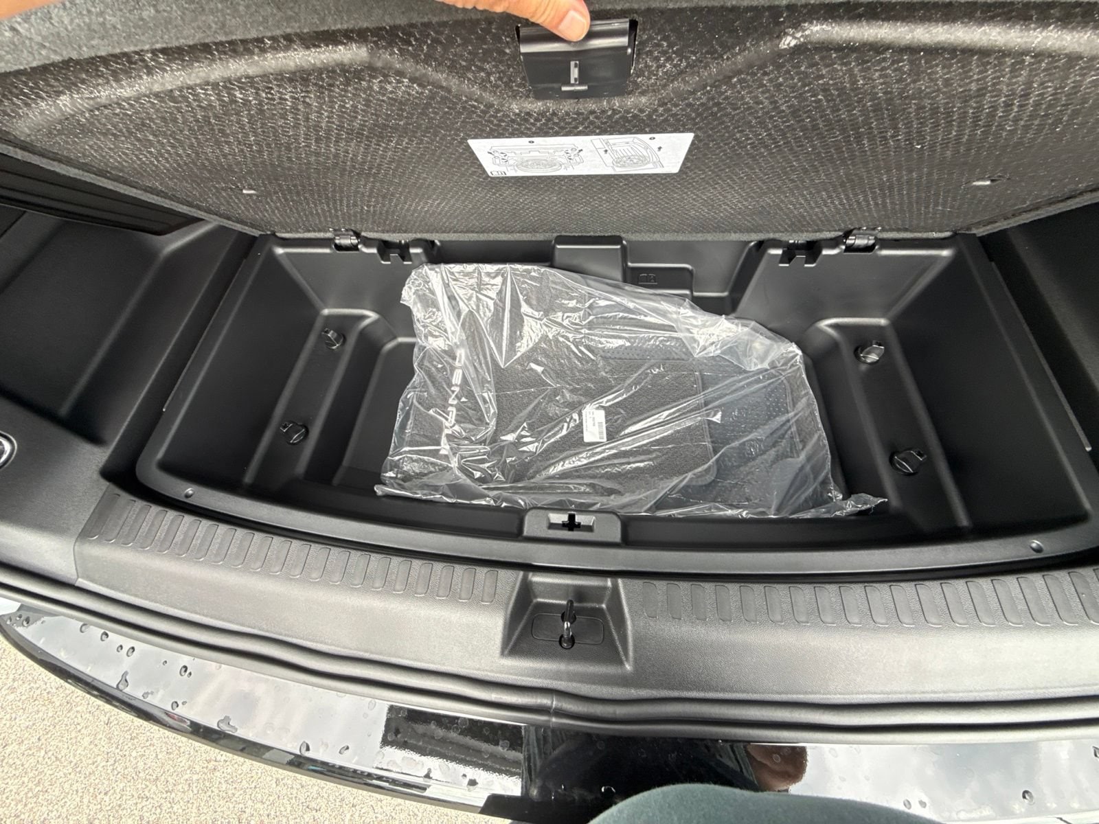 2027 GMC Acadia Denali - Photo 15