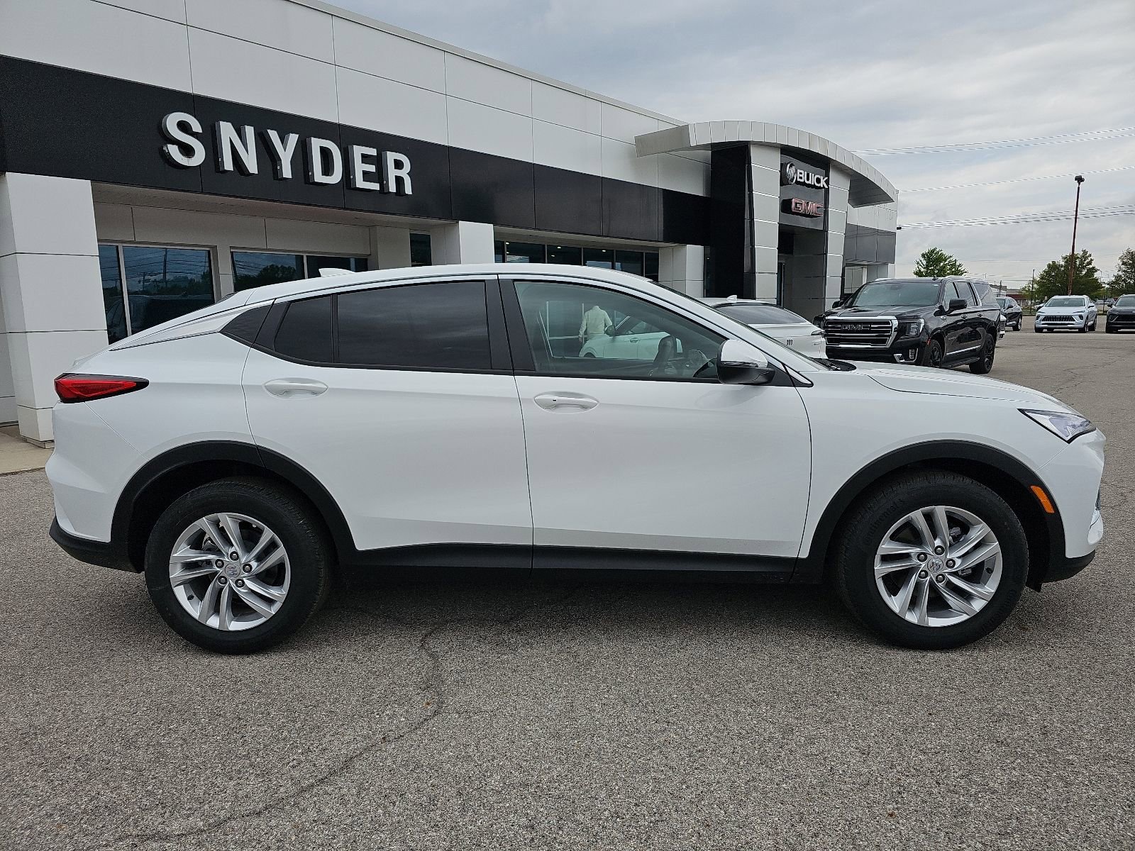 2026 Buick Envista Preferred's photo