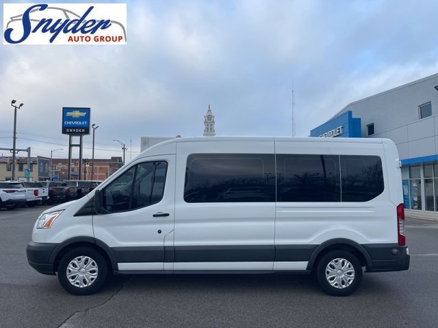 2018 Ford Transit Wagon XL's photo