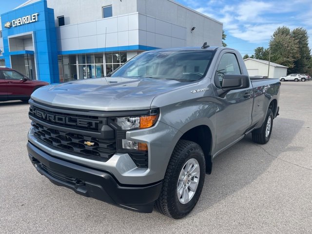 2025 Chevrolet Silverado 1500 photo 2