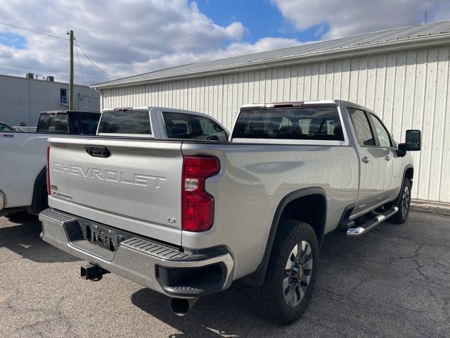 2023 Chevrolet Silverado 3500HD LT photo 3