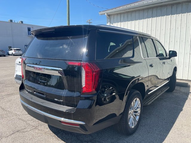 2022 Gmc Yukon XL SLT photo 2