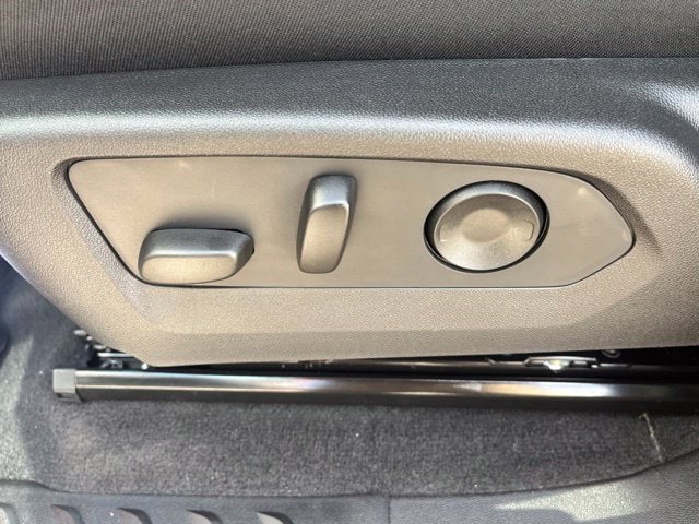 2026 Chevrolet Colorado Work Truck - Photo 17