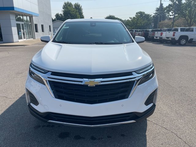 2023 Chevrolet Equinox LT photo 3