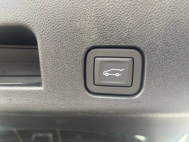 2026 Chevrolet Traverse LT - Photo 13