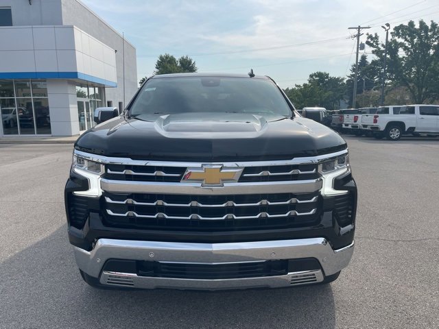 2022 Chevrolet Silverado 1500 LTZ photo 3