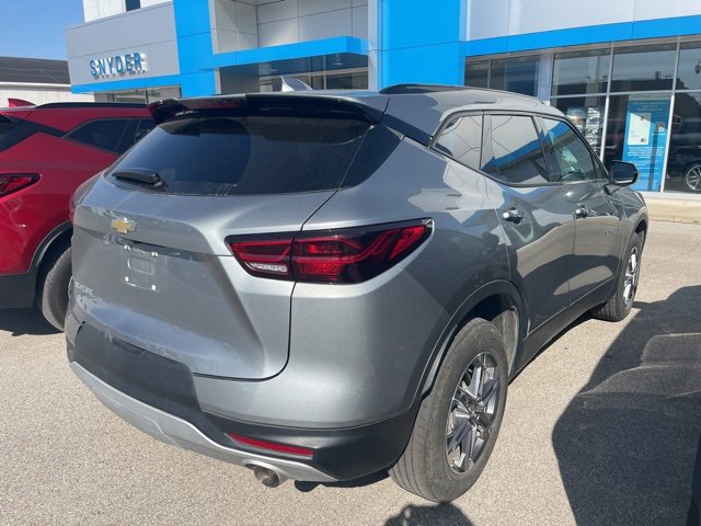 2023 Chevrolet Blazer 2LT photo 3