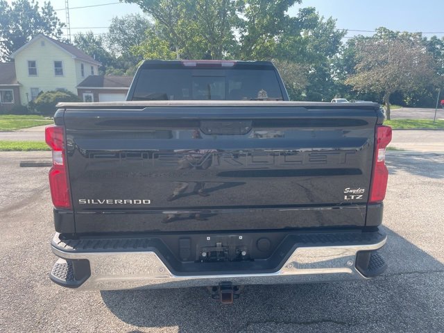 2022 Chevrolet Silverado 1500 LTZ photo 3
