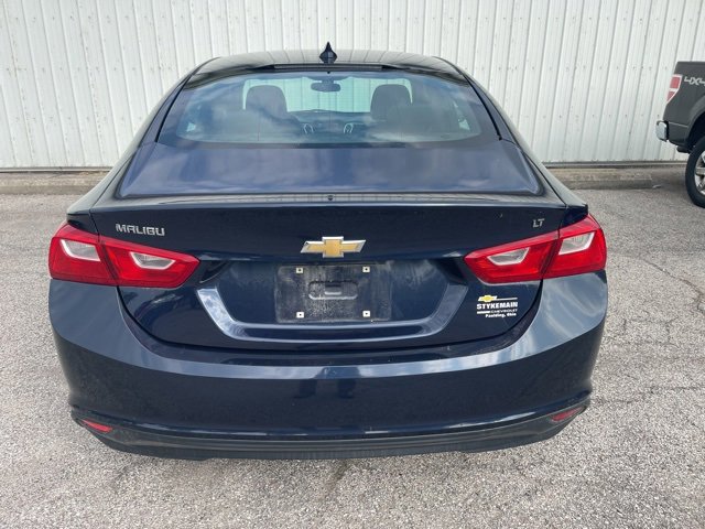 2016 Chevrolet Malibu 1LT photo 4