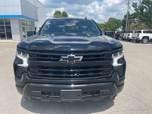 2024 Chevrolet Silverado 1500 RST photo 3