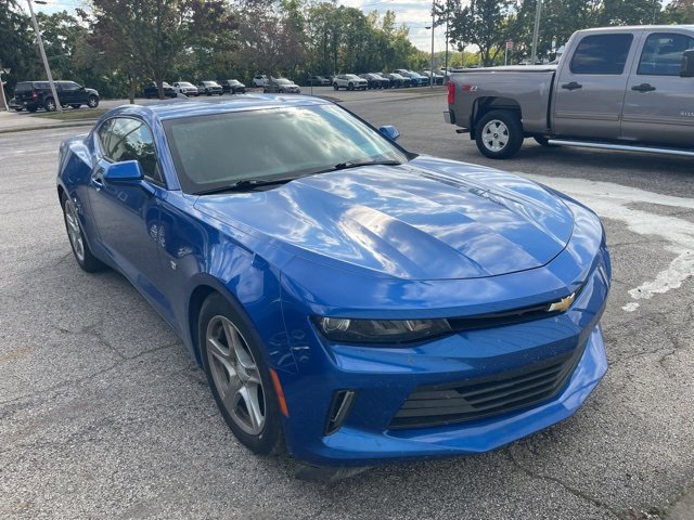 2018 Chevrolet Camaro 1LS 1LT photo 2