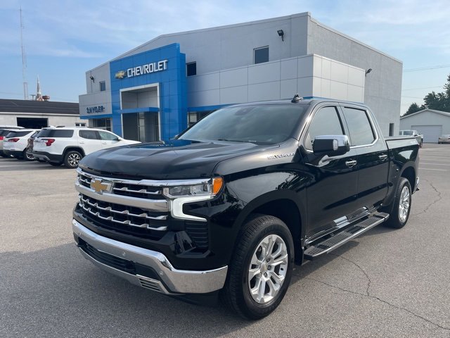2022 Chevrolet Silverado 1500 LTZ photo 2