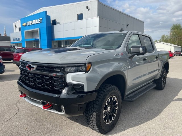 2024 Chevrolet Silverado 1500 ZR2 photo 2