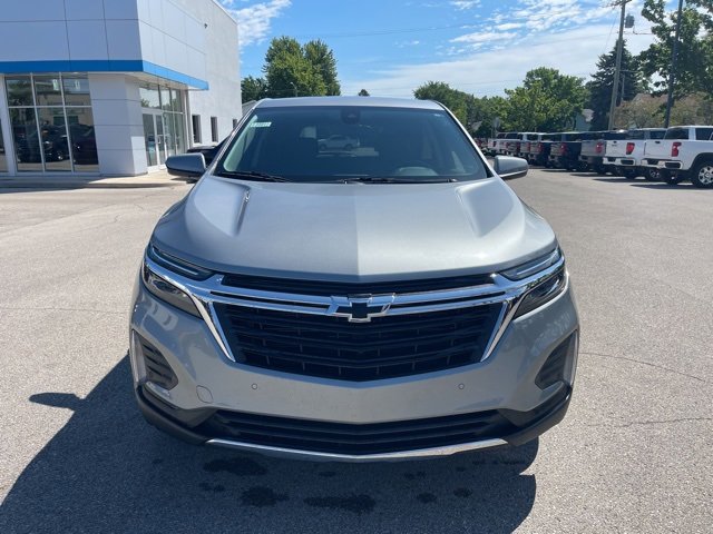 2023 Chevrolet Equinox LT photo 3