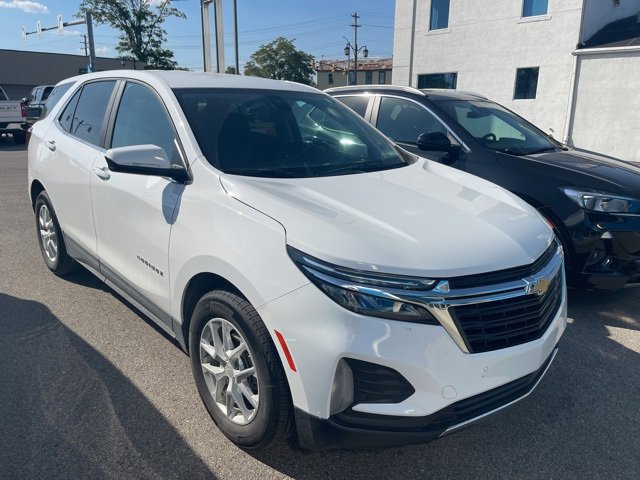 2023 Chevrolet Equinox LT photo 2