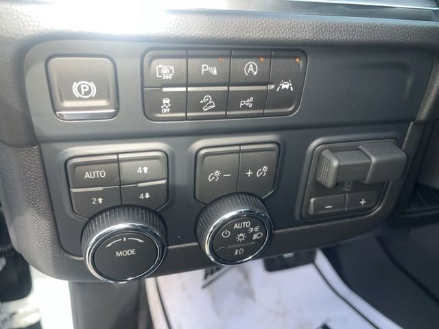 2026 Chevrolet Tahoe Premier - Photo 24