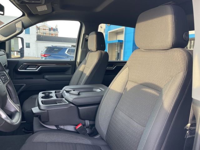 2025 Chevrolet Silverado 2500HD LT - Photo 13