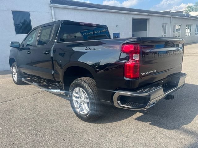 2026 Chevrolet Silverado 1500 LT - Photo 3