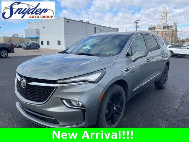 2023 Buick Enclave Essence's photo