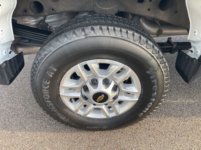2025 Chevrolet Silverado 2500HD LT - Photo 6