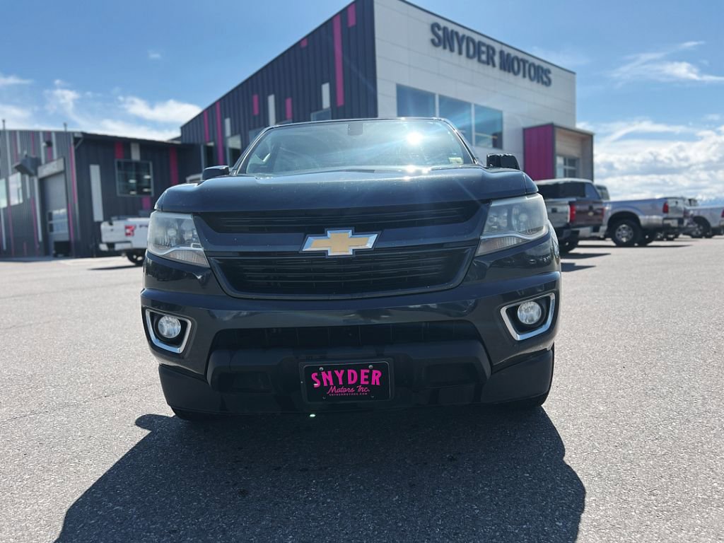 2017 Chevrolet Colorado Work Truck photo 2