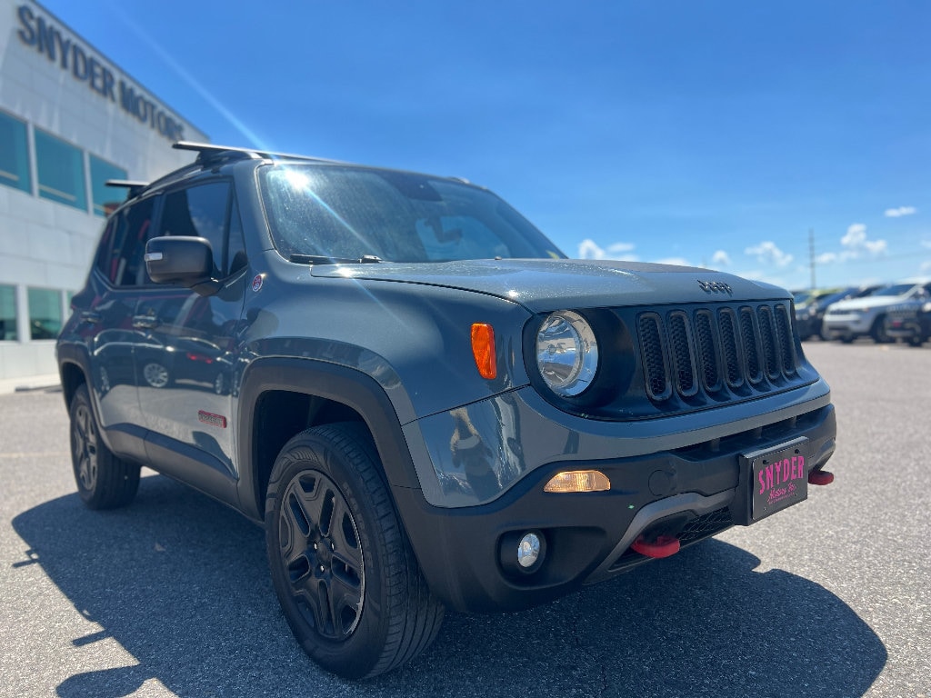 Used 2018 Jeep Renegade Trailhawk 4x4 SUV
