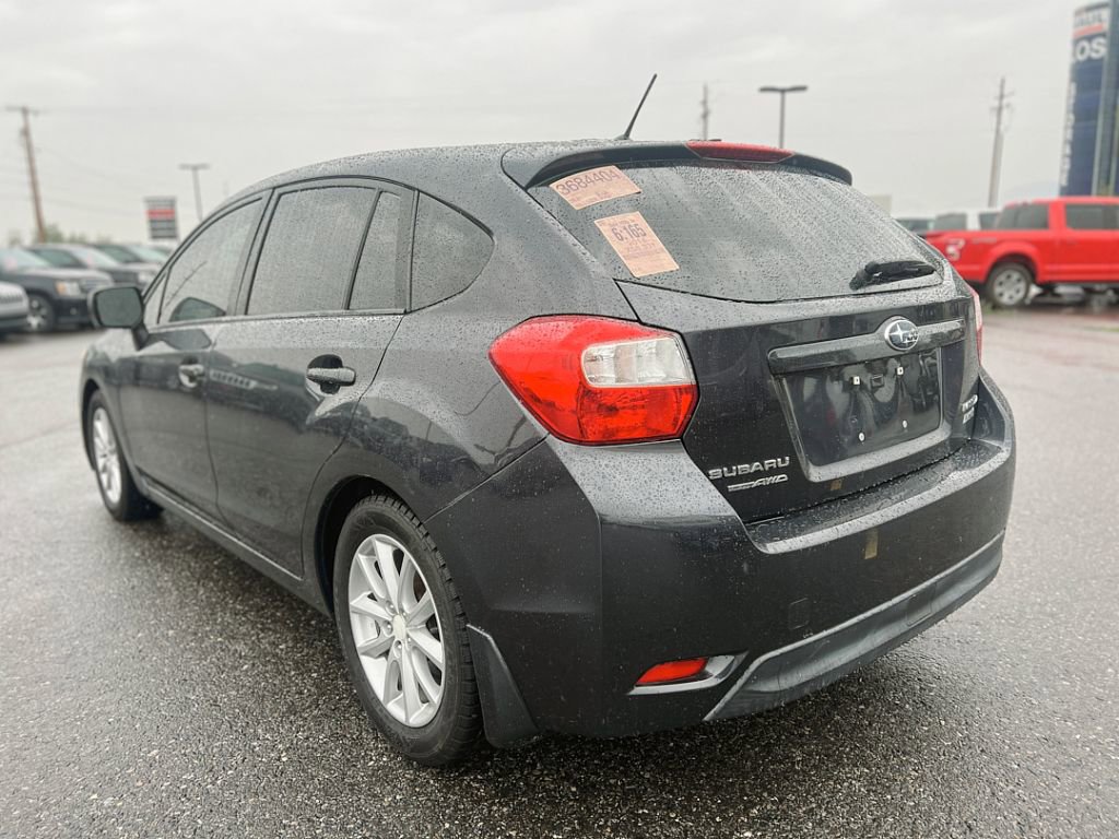 2014 Subaru Impreza 2.0i Premium photo 3