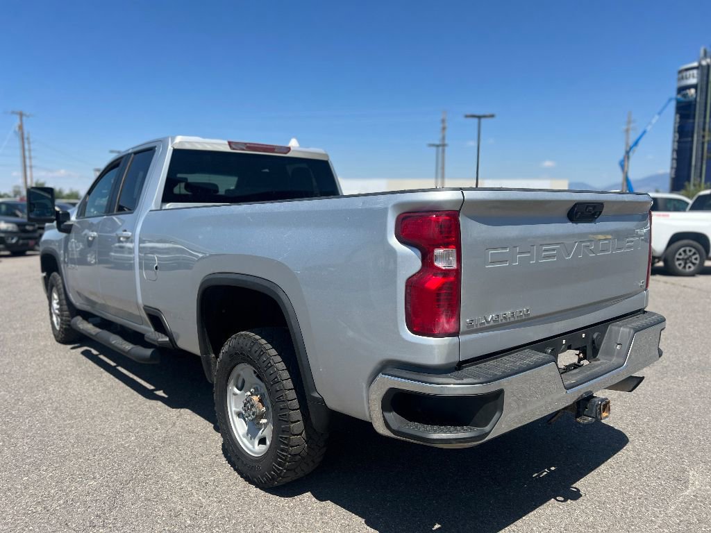 2022 Chevrolet Silverado 2500HD LT photo 3