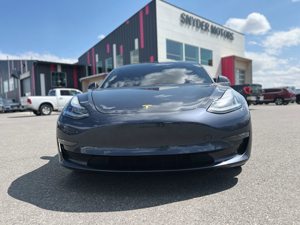 2018 Tesla Model 3 Long Range photo 2
