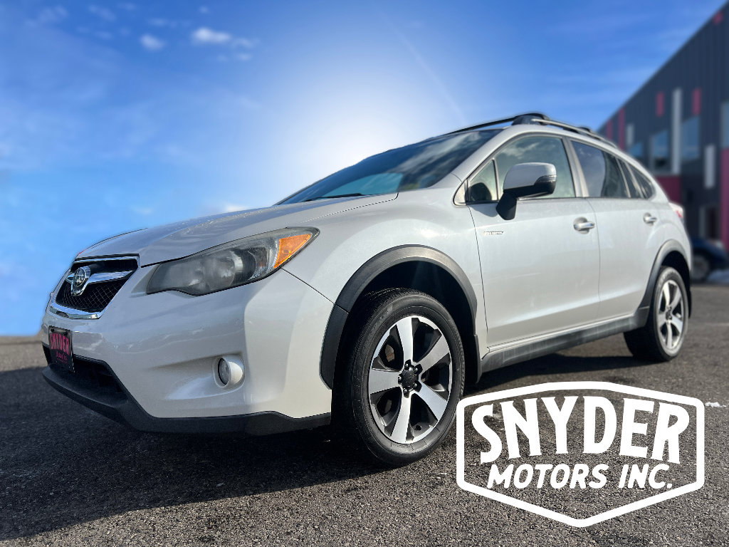2014 Subaru XV Crosstrek Hybrid Touring's photo
