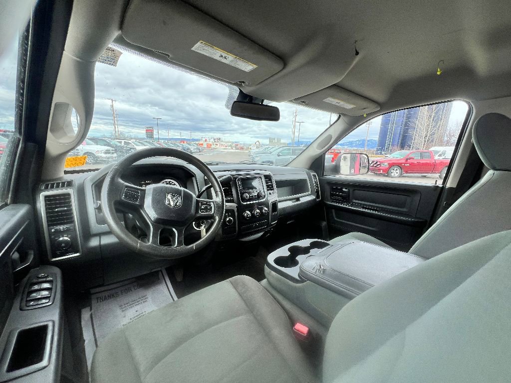 2017 Ram 1500 Tradesman photo 4