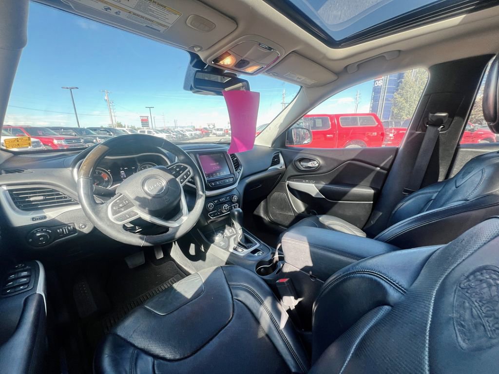 2017 Jeep Cherokee Overland photo 4