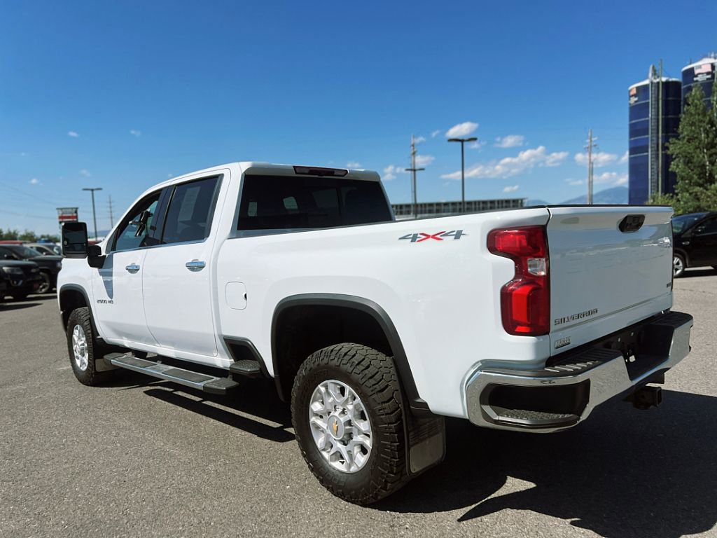 2021 Chevrolet Silverado 2500HD LTZ photo 3