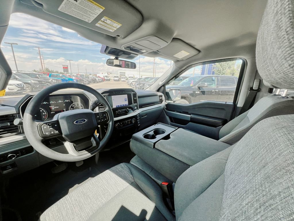 2023 Ford F-150 XLT photo 4