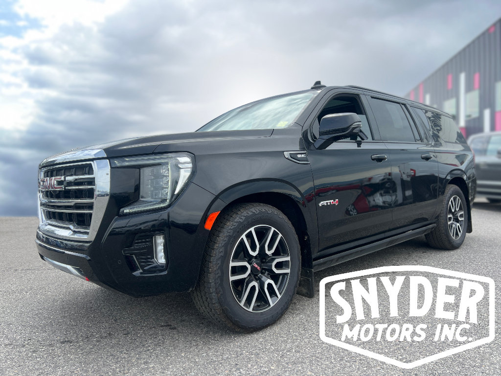 2023 GMC Yukon AT4 4X4's photo
