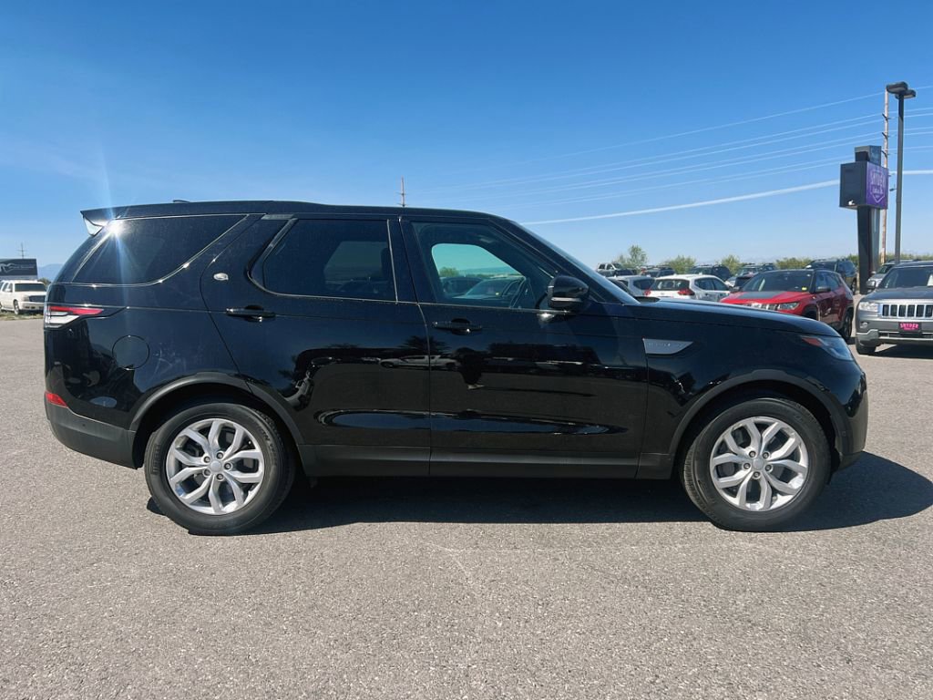 2019 Land Rover Discovery SE photo 2