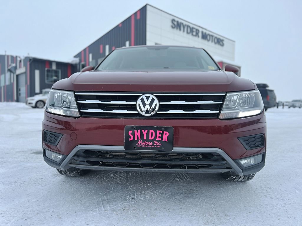 2018 Volkswagen Tiguan SEL photo 2
