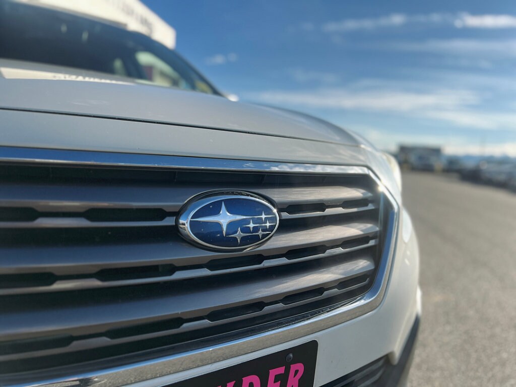 Used 2017 Subaru Outback 3.6R Touring with Starlink SUV