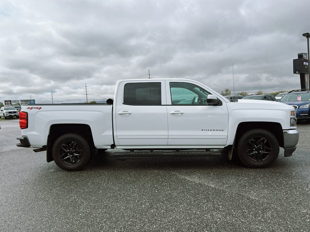 Used 2018 Chevrolet Silverado 1500 LT Truck Crew Cab