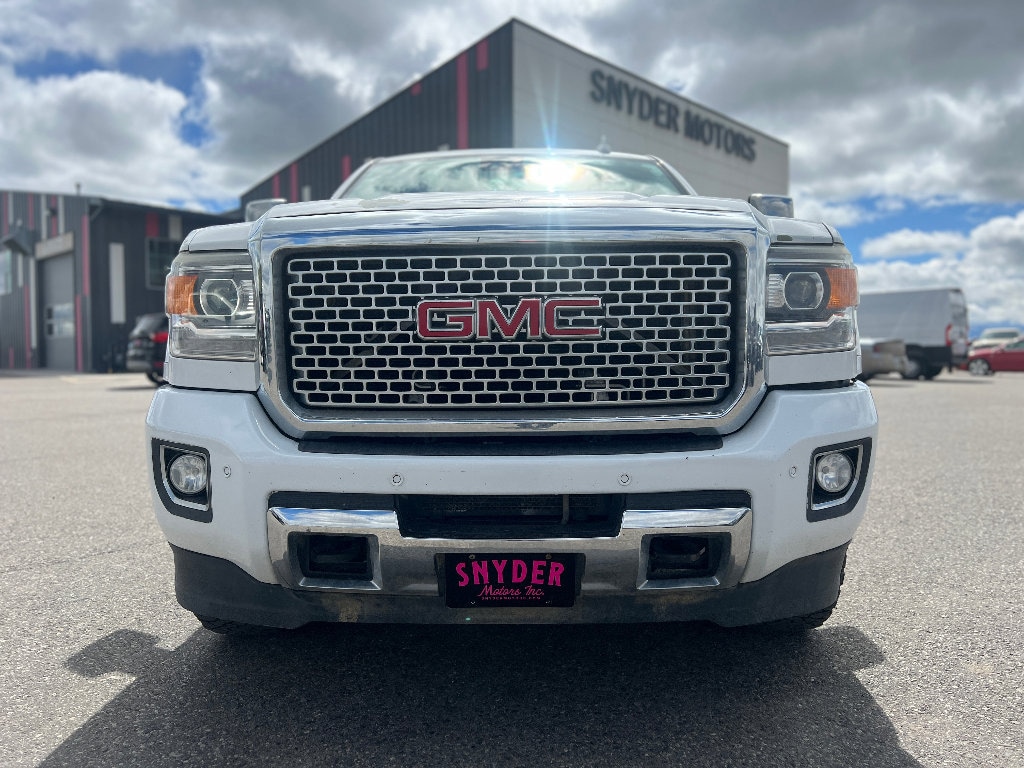 Used 2016 GMC Sierra 2500HD Denali Truck Crew Cab